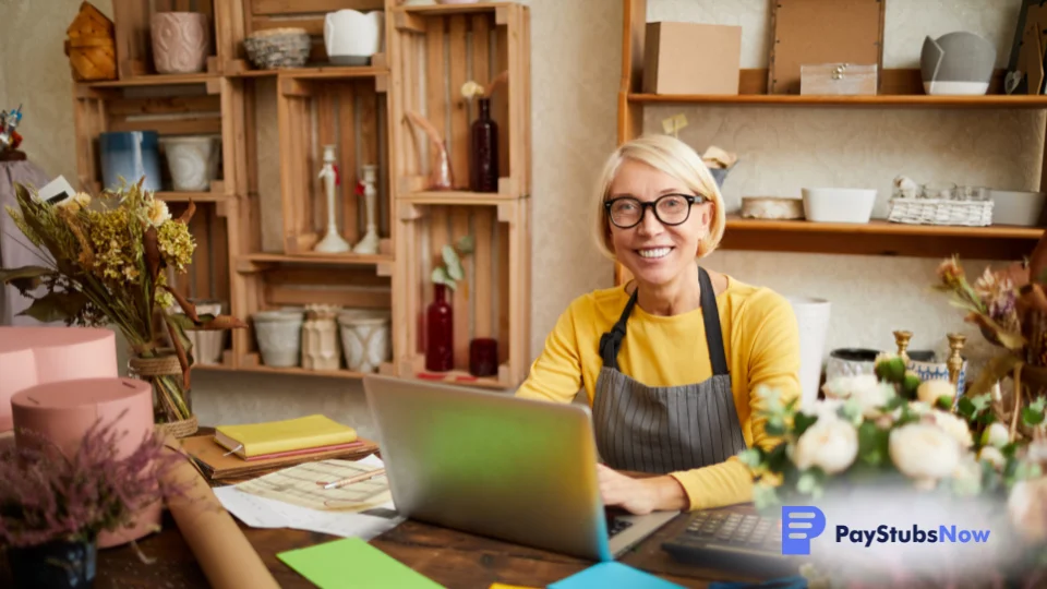 A single owner of a business uses a sole proprietorship business structure to run their shop